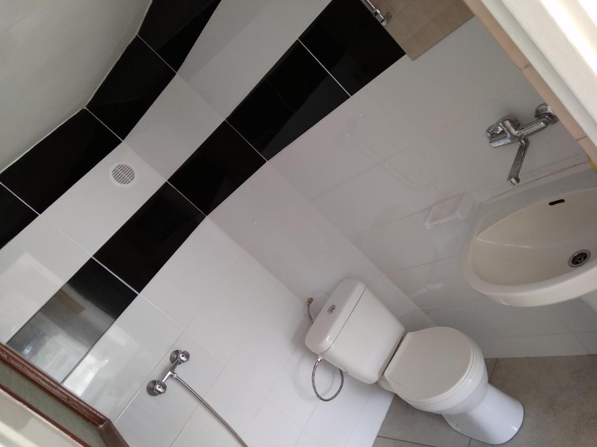 Apartament Przy Parku Noclegi بوتسك المظهر الخارجي الصورة
