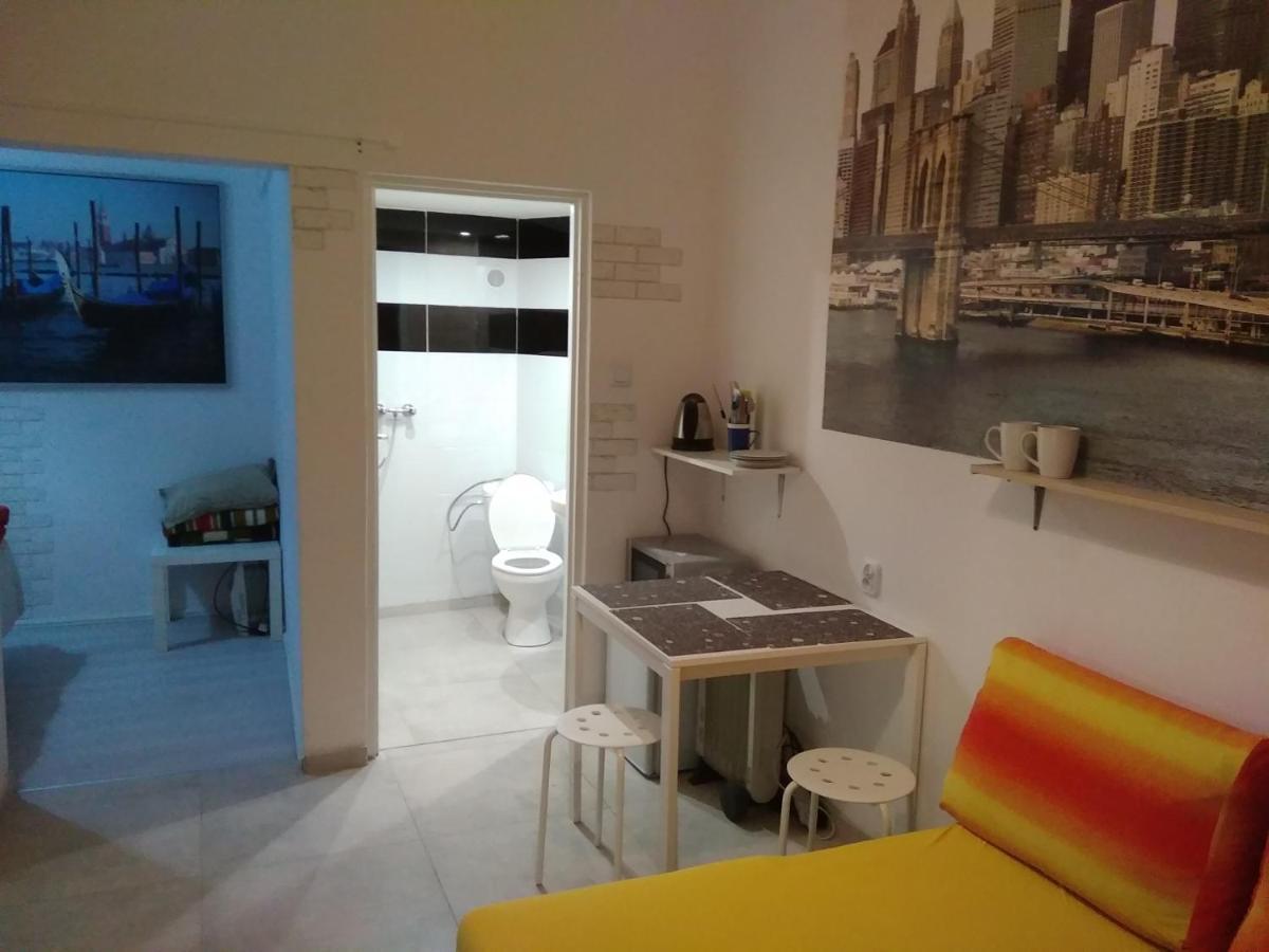 Apartament Przy Parku Noclegi بوتسك المظهر الخارجي الصورة