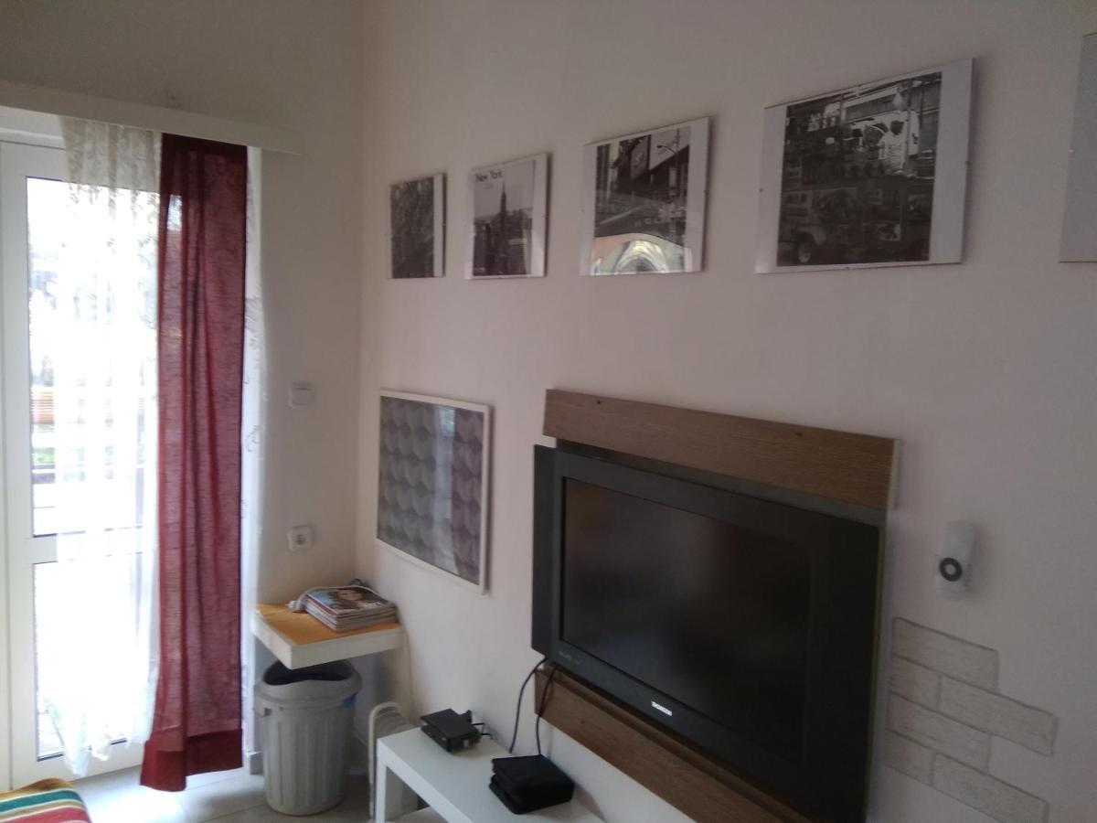 Apartament Przy Parku Noclegi بوتسك المظهر الخارجي الصورة